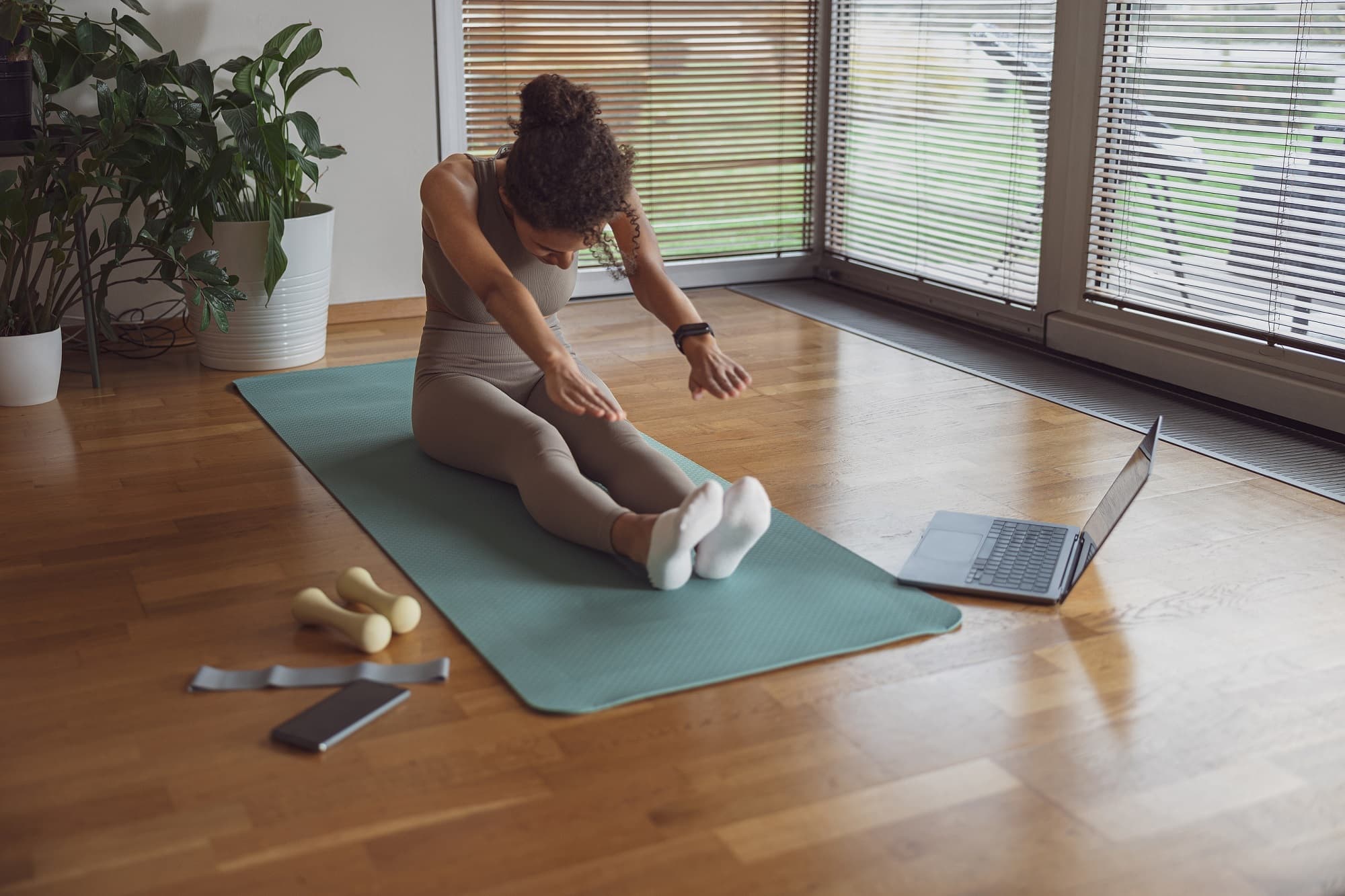 Bigstock Woman Doing Stretching Exercis 476148091